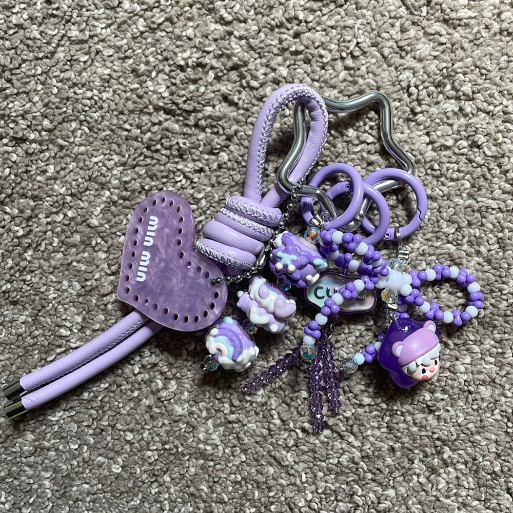 pop mart Sweet Bean pop bean key chain / bag charm